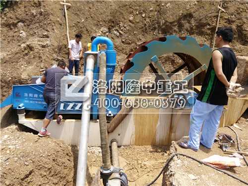 洗砂回收*體機(jī)安裝調(diào)試中 洗砂回收*體機(jī)安裝調(diào)試中.jpg